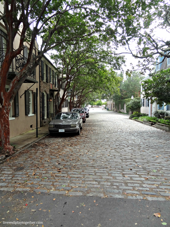 A Weekender's Travel Guide to Charleston, SC