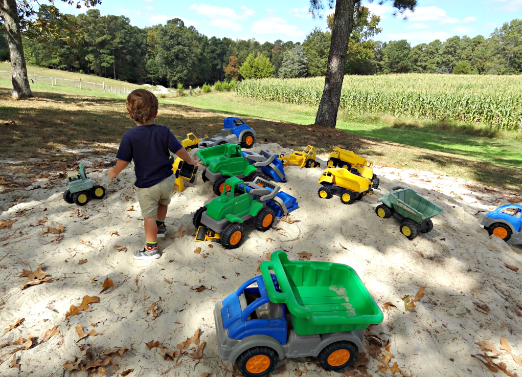 Tips to Make the Most of Your Trip to the Pumpkin Patch #pumpkin #pumpkinpatch #pumpkinfarm #familyfun #toddleractivities #pagefarms #visitNC