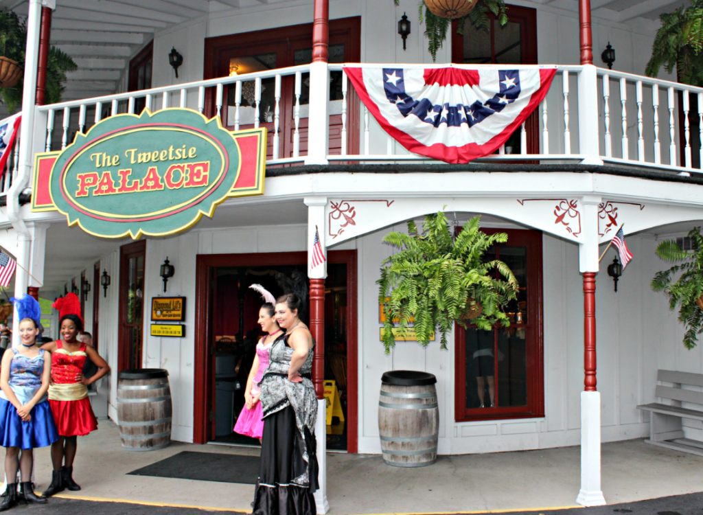 Tweetsie Railroad is a fun-filled, Wild West adventure Theme Park for the Whole Family. Located in the heart of the Blue Ridge Mountains of North Carolina, Tweetsie is a family-friendly vacation spot that you're sure to love! #tweetsie #tweetsierailroad #familytravel #visitNC #NorthCarolina #BlueRidgeMountains #Boone #BlowingRock #familyvacation