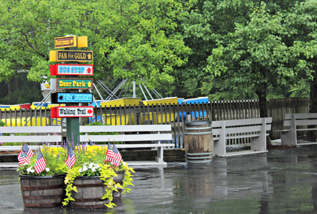 Tweetsie Railroad is a fun-filled, Wild West adventure Theme Park for the Whole Family. Located in the heart of the Blue Ridge Mountains of North Carolina, Tweetsie is a family-friendly vacation spot that you're sure to love! #tweetsie #tweetsierailroad #familytravel #visitNC #NorthCarolina #BlueRidgeMountains #Boone #BlowingRock #familyvacation