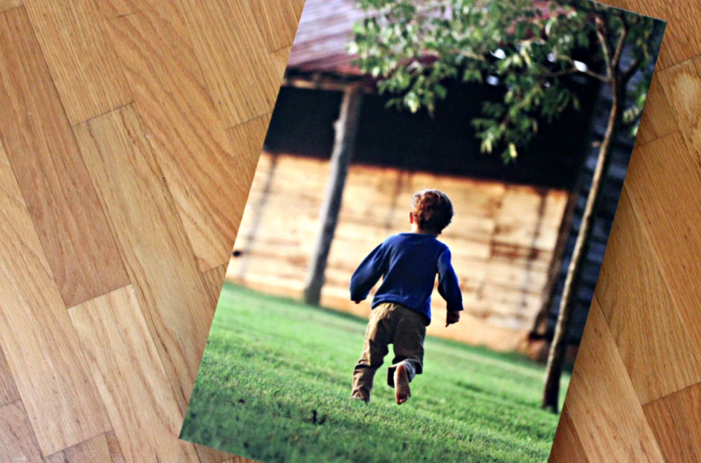 Displaying your Photos with Canvas Factory custom canvas prints | Why You Should Still Print Your Photos from livewellplaytogether.com | #printingphotos #familyphotos #canvasphotos #gallerywall