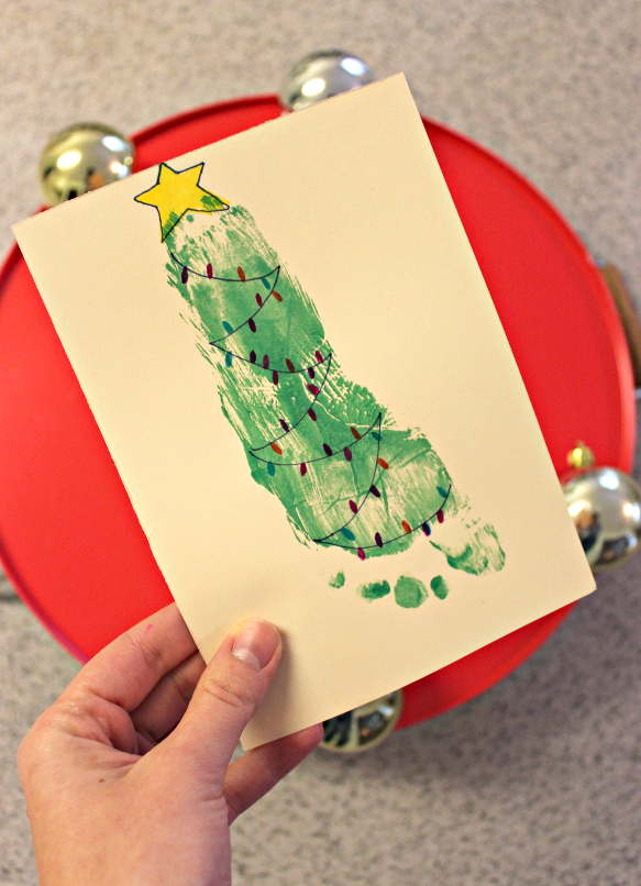Footprint Christmas Tree Crafts for Kids - Perfect for Homemade Christmas cards for DIY Christmas Decorations for Kids.  Plus a really fun way to capture their little footprints for the holidays!  #christmascrafts #christmaswithkids #christmascraftsforkids #toddlercrafts #babyfootprintcrafts