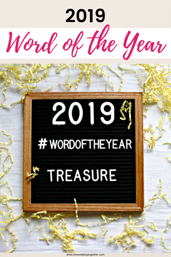 Do you have a word of the year each year? See how I chose my word of the year for 2019 and why it is so important to me. #wordoftheyear #newyeargoals
