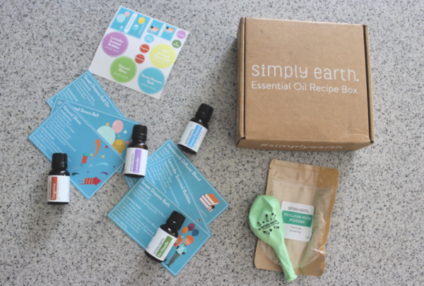 Kid-Friendly DIY Projects with Simply Earth Essential Oils: July Box ...