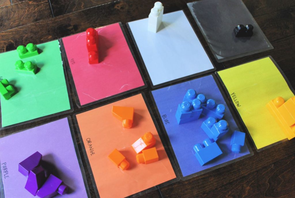 Mega Bloks and Construction Paper Color Sorting Activity for Toddlers - a fun way to teach colors to toddlers