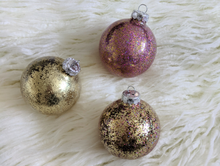 How to Make DIY Glitter Ornaments